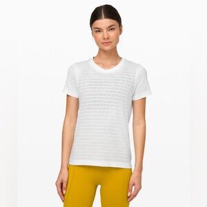 Lululemon short sleeve shirt Breeze By SS size 8